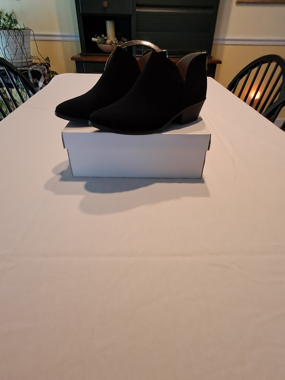 SODA Classic Women's Black Ankle Boots Size 7.5